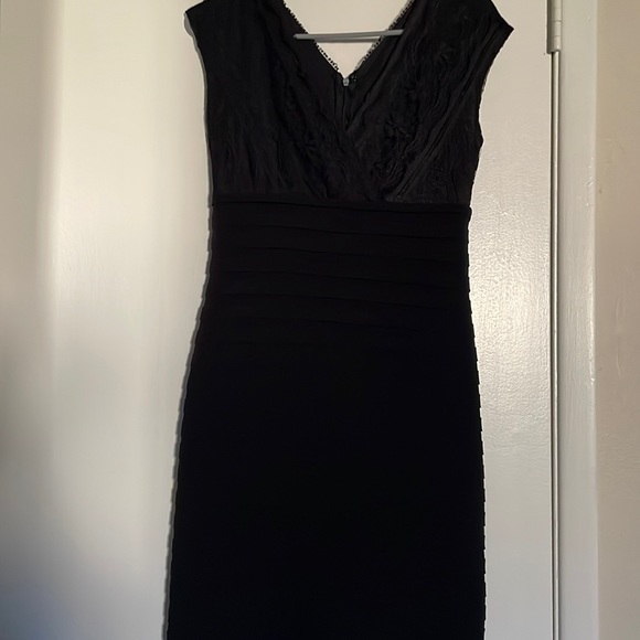 Diana Ferrari dress size XS color black in very good condition - Picture 1 of 2